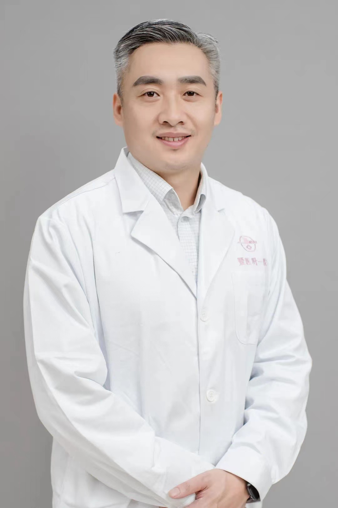 陆华2.jpg 陆华2.jpg